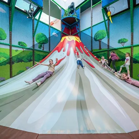 Aquapark Health & Medical Panorama Morska 4* ヤロスワビエツ